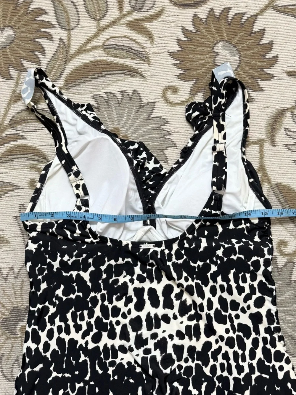 DKNY Swimsuit One Piece Animal Print Ruffled Underwire Tummy Control 14 - Picture 3 of 6